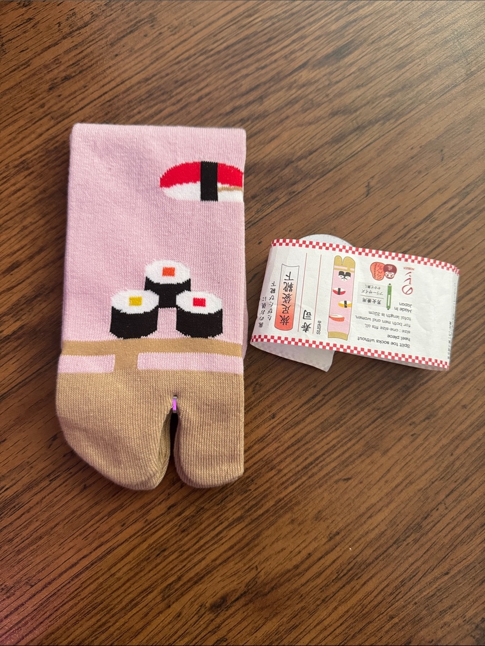 Sushi Tabi Socks - Cute Split-Toe Design C1.RBk.M